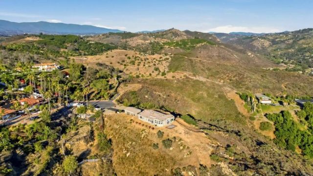 30663 Camino De Las Lomas, Escondido, CA 92026