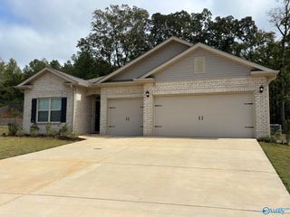 105 High Leaf Drive, Harvest, AL 35749