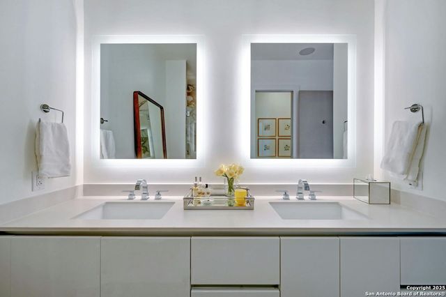 123 Lexington Ave Apt 1410, San Antonio, TX 78205