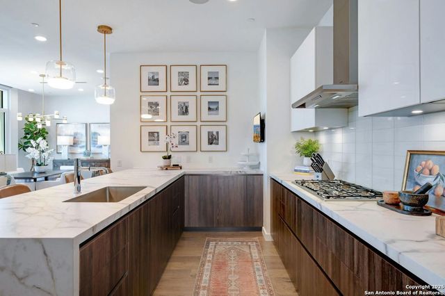 123 Lexington Ave Apt 1410, San Antonio, TX 78205