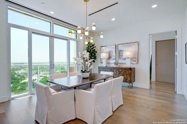 123 Lexington Ave Apt 1410, San Antonio, TX 78205