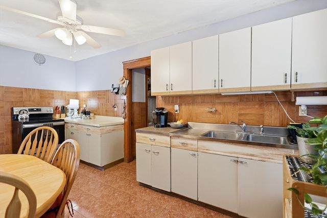 89 Boston Ave, Medford, MA 02155