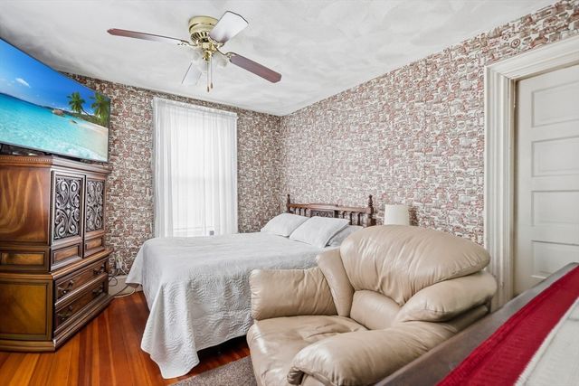 89 Boston Ave, Medford, MA 02155