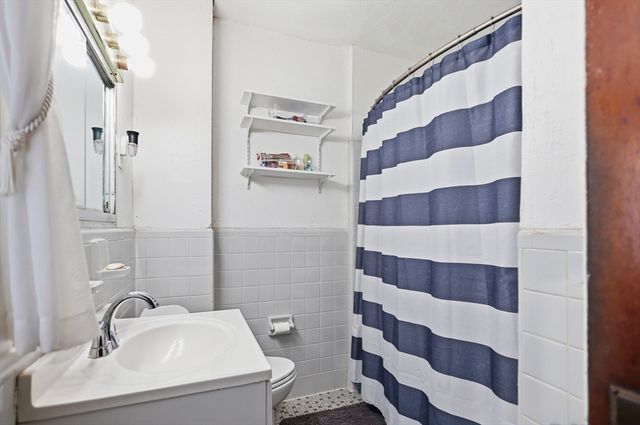 89 Boston Ave, Medford, MA 02155