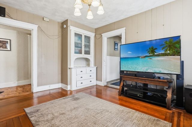89 Boston Ave, Medford, MA 02155