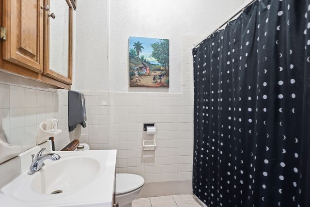 89 Boston Ave, Medford, MA 02155