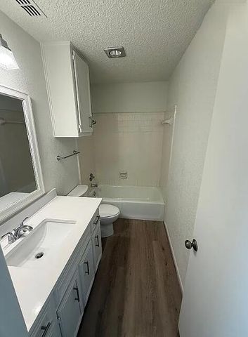 5232 95th Street, Lubbock, TX 79424