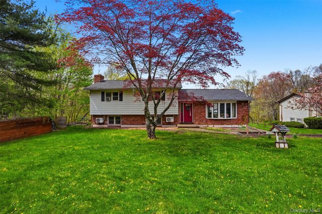 14 Feitsma Lane, Rock Tavern, NY 12575