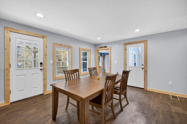 42 Trotting Park Road, Farmington, NH 03835