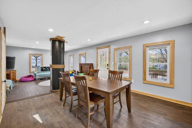 42 Trotting Park Road, Farmington, NH 03835