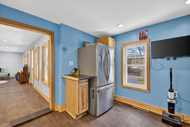 42 Trotting Park Road, Farmington, NH 03835