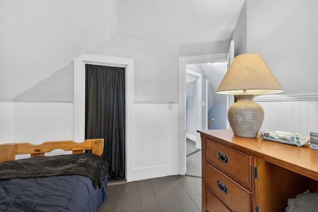 42 Trotting Park Road, Farmington, NH 03835