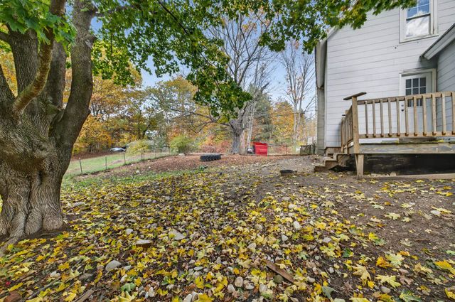 42 Trotting Park Road, Farmington, NH 03835