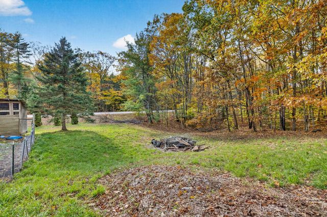 42 Trotting Park Road, Farmington, NH 03835