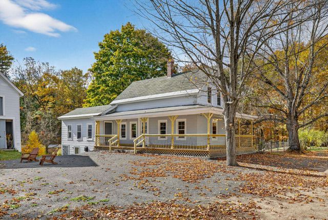 42 Trotting Park Road, Farmington, NH 03835