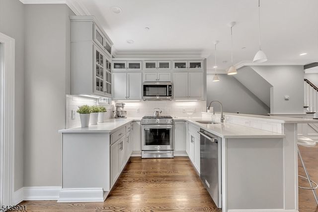 10 Central Ave C, Caldwell Boro Twp., NJ 07006