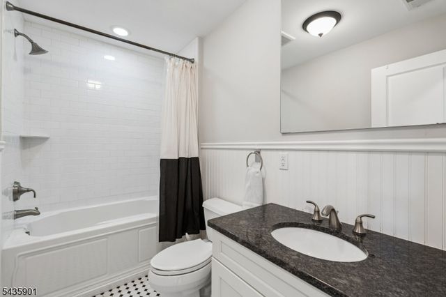 10 Central Ave C, Caldwell Boro Twp., NJ 07006