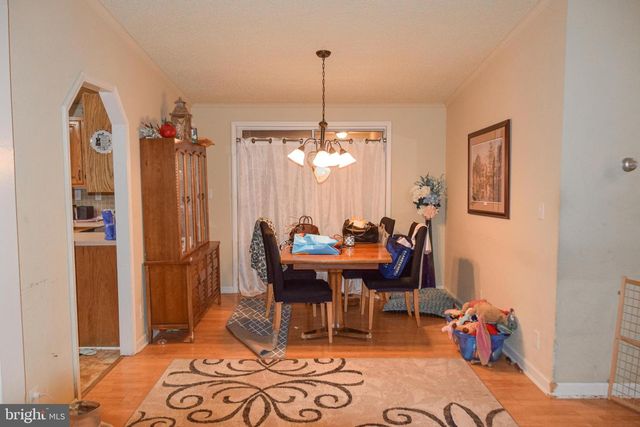 802 W BRIDGE ST, Parkesburg, PA 19365