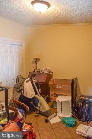 802 W BRIDGE ST, Parkesburg, PA 19365