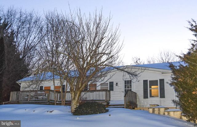 802 W BRIDGE ST, Parkesburg, PA 19365