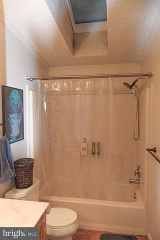 802 W BRIDGE ST, Parkesburg, PA 19365