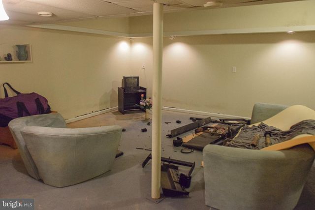 802 W BRIDGE ST, Parkesburg, PA 19365