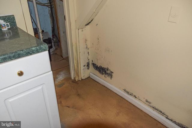 802 W BRIDGE ST, Parkesburg, PA 19365