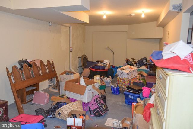 802 W BRIDGE ST, Parkesburg, PA 19365