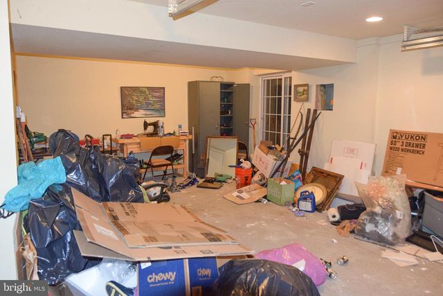 802 W BRIDGE ST, Parkesburg, PA 19365