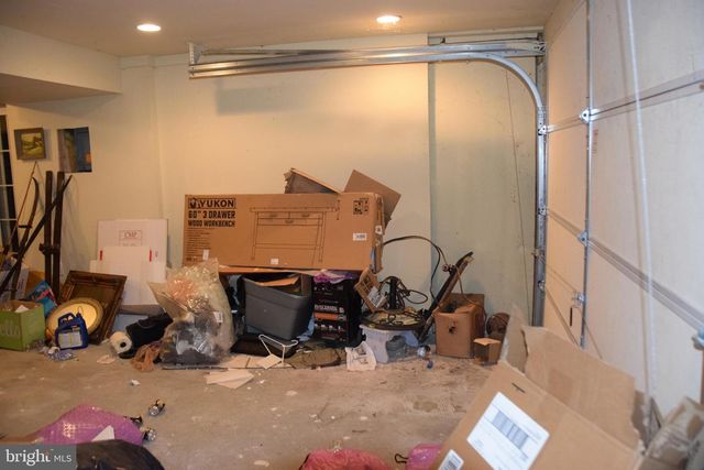 802 W BRIDGE ST, Parkesburg, PA 19365