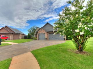7032 NW 159th Place, Edmond, OK 73013