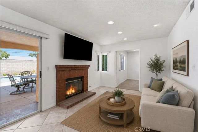 1090 W Huff Street, Rialto, CA 92376