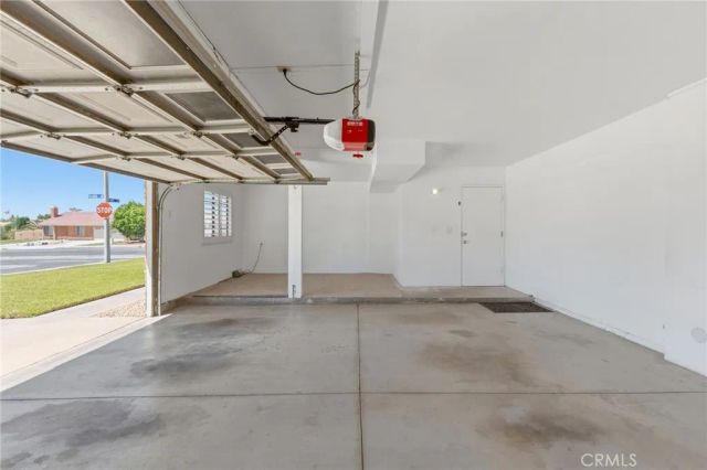 1090 W Huff Street, Rialto, CA 92376