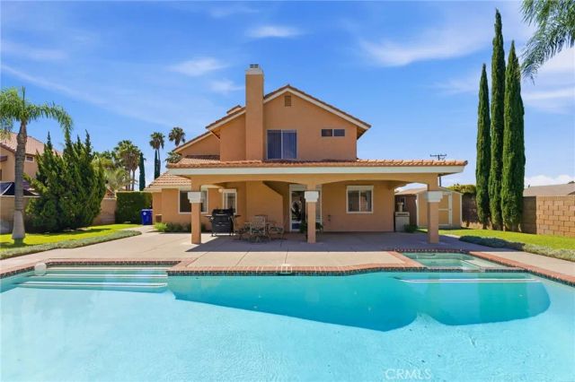 1090 W Huff Street, Rialto, CA 92376