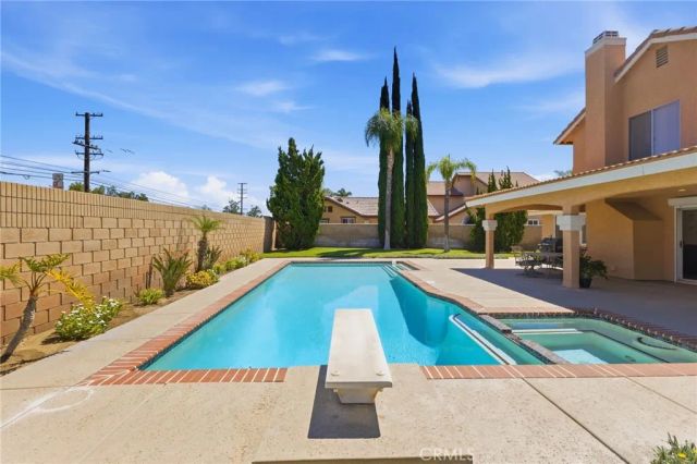 1090 W Huff Street, Rialto, CA 92376