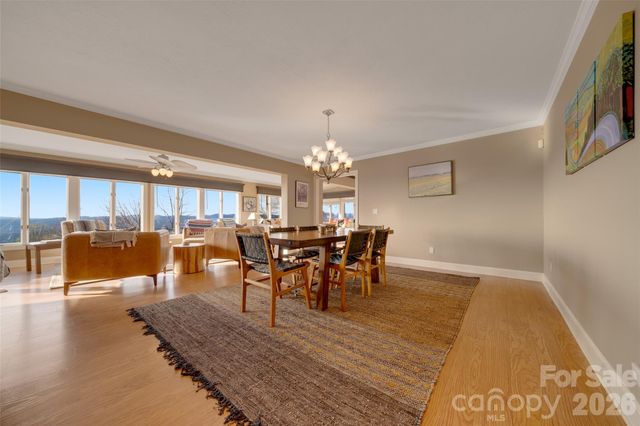 300 Roberts Drive, Hendersonville, NC 28739