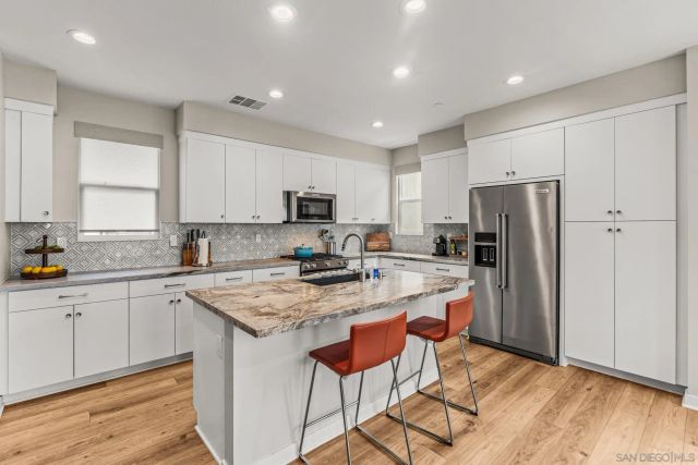 10519 Coupland, San Diego, CA 92126