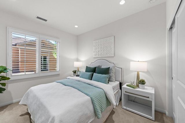 75 Brindisi, Irvine, CA 92618