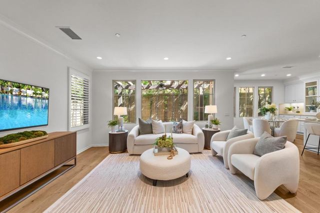 75 Brindisi, Irvine, CA 92618