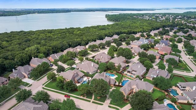 2631 Lakebend Drive, Grand Prairie, TX 75054