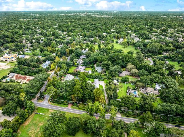 6155 Highland Rd, Baton Rouge, LA 70808