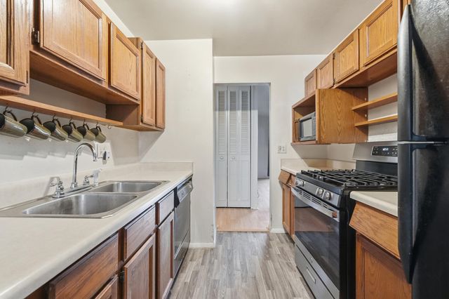 706 Carlin Drive, Angola, IN 46703