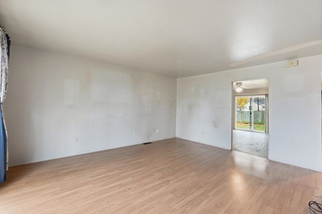 706 Carlin Drive, Angola, IN 46703