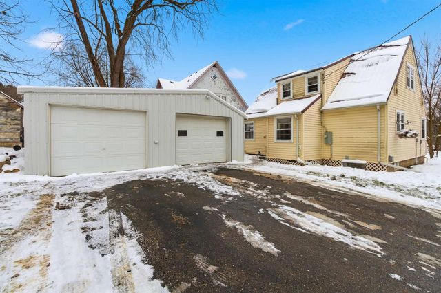 116 E Highland Street, La Farge, WI 54639