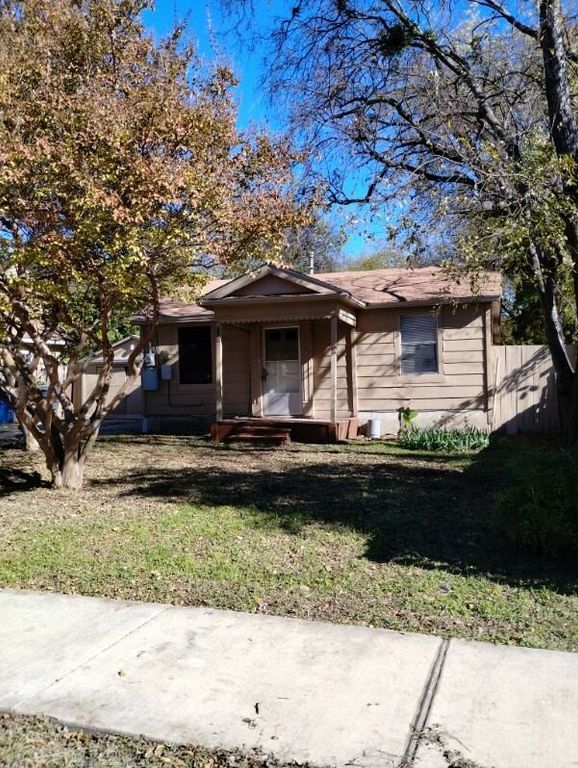 552 Ella Avenue, Dallas, TX 75217