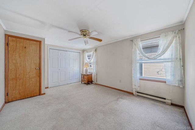 191 Village Circle W, Manorville, NY 11949