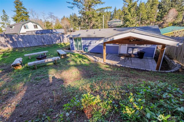 2803 S Woodhill Court, Westport, WA 98595