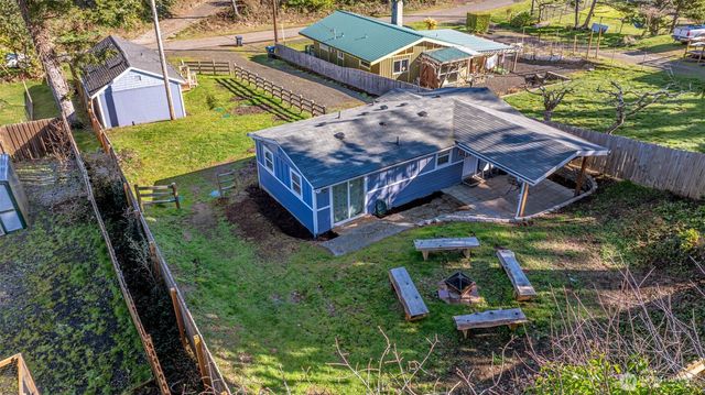 2803 S Woodhill Court, Westport, WA 98595