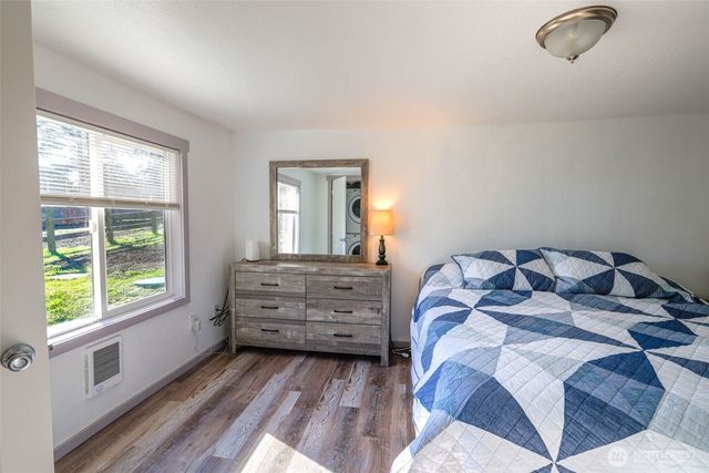 2803 S Woodhill Court, Westport, WA 98595