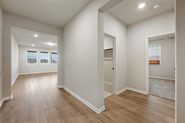 9716 Serene Bliss LN, Buda, TX 78610